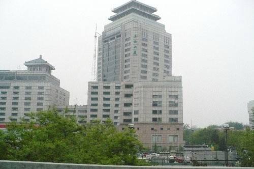 北京月坛大厦南座工程(图1)